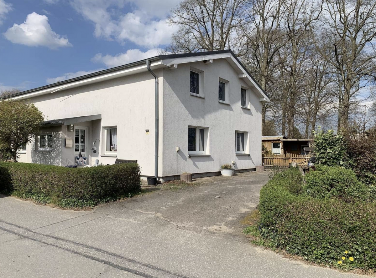 Kapitalanlage mit 3  Wohneinheiten / Eigenland. Eine Einheit mit 100 qm steht frei zur Verfügung